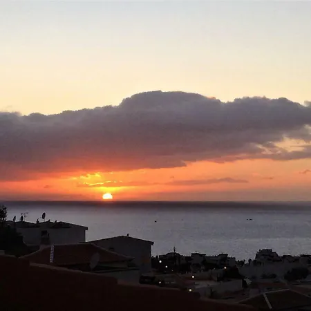 Ocean View San Eugenio Apartman