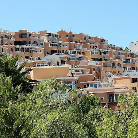 Ocean View San Eugenio Apartman *